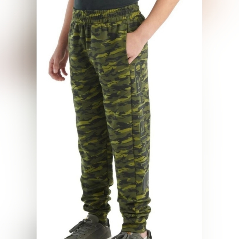 Carhartt Boys Camo Fleece Set - Picture 3 of 11